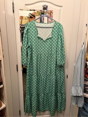 Cute summer dress.